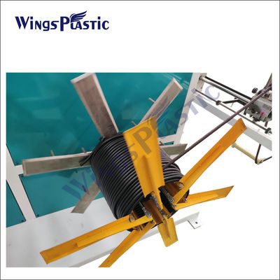 Plastik-HDPE Rohr-Extruder-Maschine HDPE einzelne Wand-gewölbte Rohr-Verdrängungs-Maschine